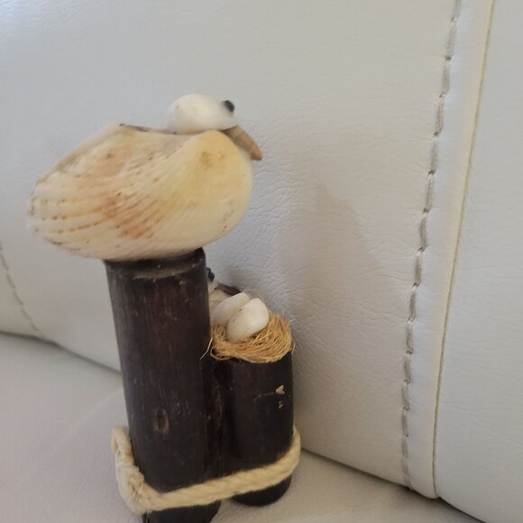 Handcrafted Seashell Pelican Seagull Family Figurine Pier Unique Nautical Decor - Picture 7 of 16